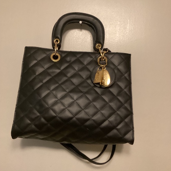 BLOOMINGDALE BEAUTY TOTE BAG WITH METAL TAGS - Picture 2 of 8